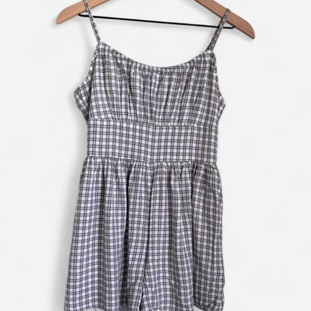 Hollister Co. White & Gray Plaid Playsuit / Romper - Size M